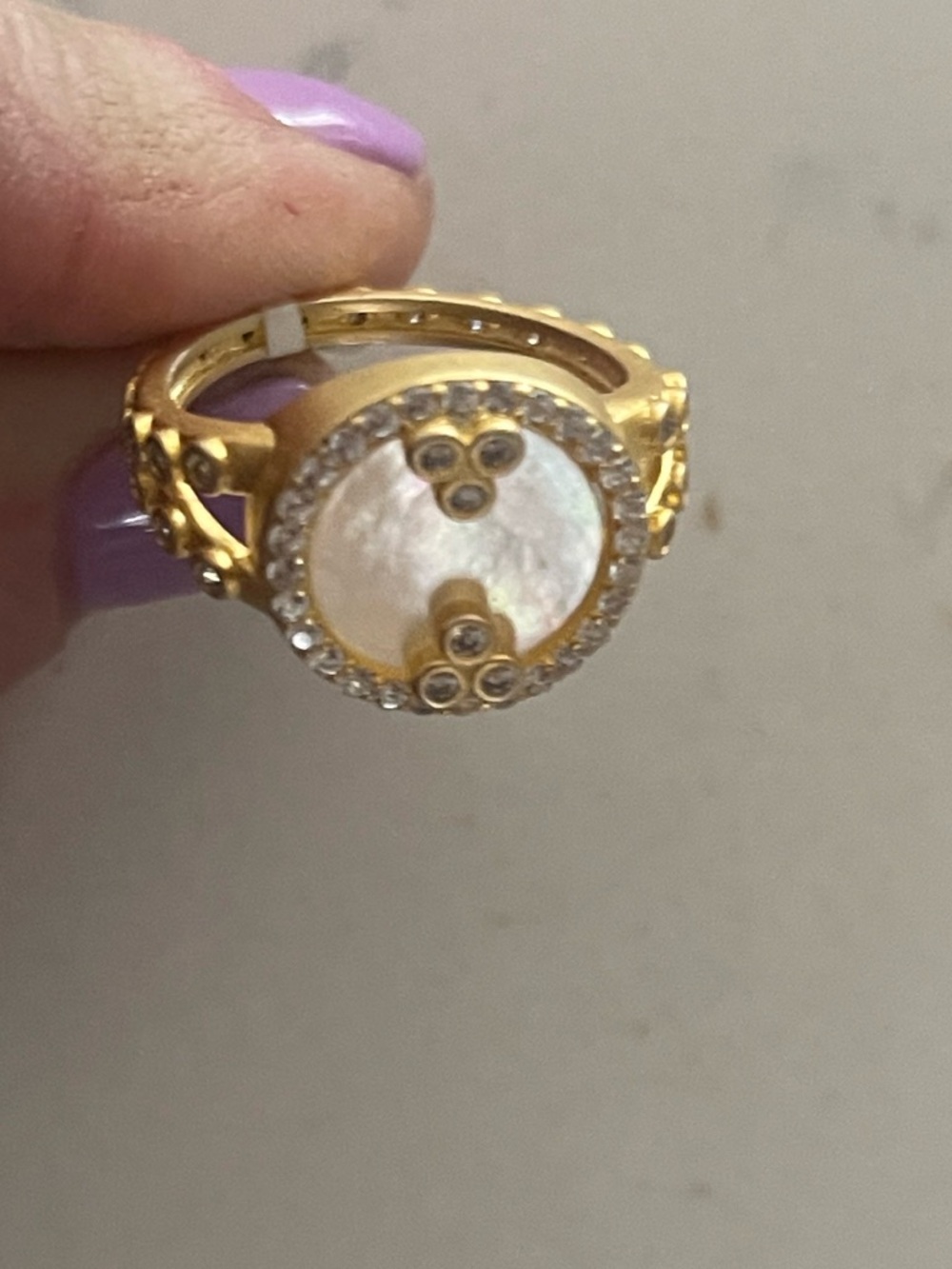 Freda Rothman size 7 gold ring - Picture 6 of 6